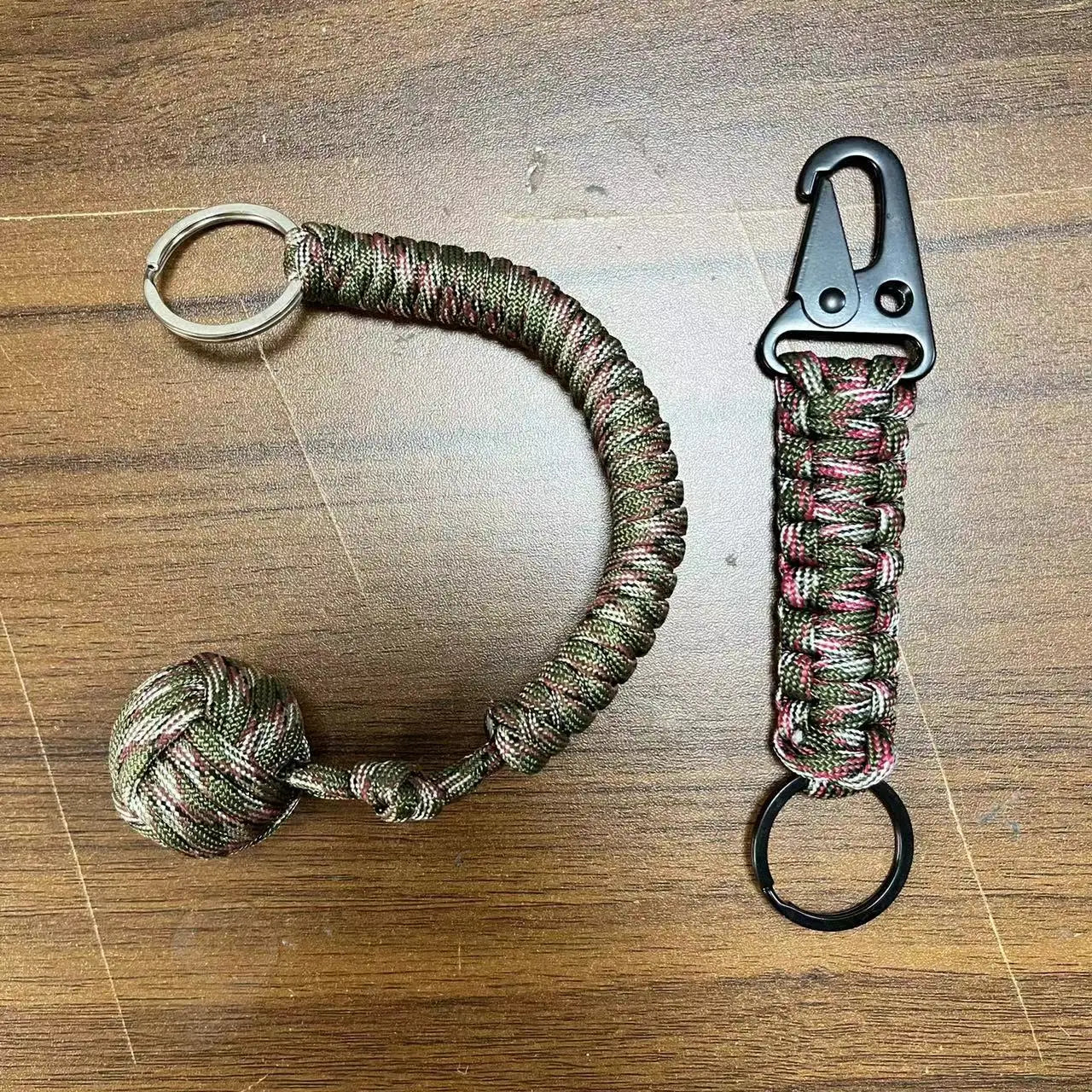 Outdoor Self Defense Umbrella Rope With Monkey Fist Steel Ball Paracord Keychain