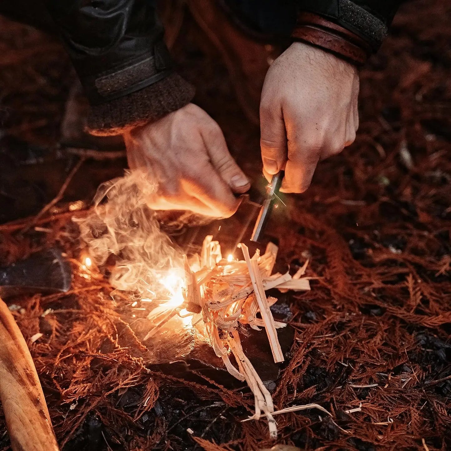 Iron Magnesium Fire Starter Kit 4 Piece Survival Set
